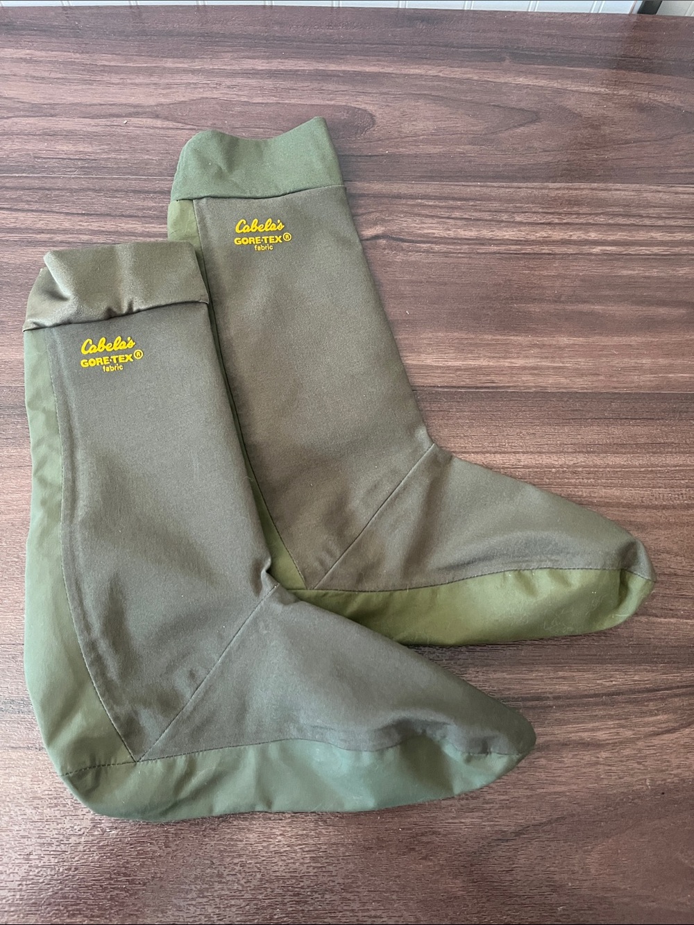 Cabela's Olive Green Waterproof GORE-TEX Socks with Yellow Logo